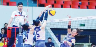 Ilongga Shannen Palec of Marikina Lady Shoemasters had her shot blocked by the defense of Negros ICC Blue Hawks. MPVA PHOTO