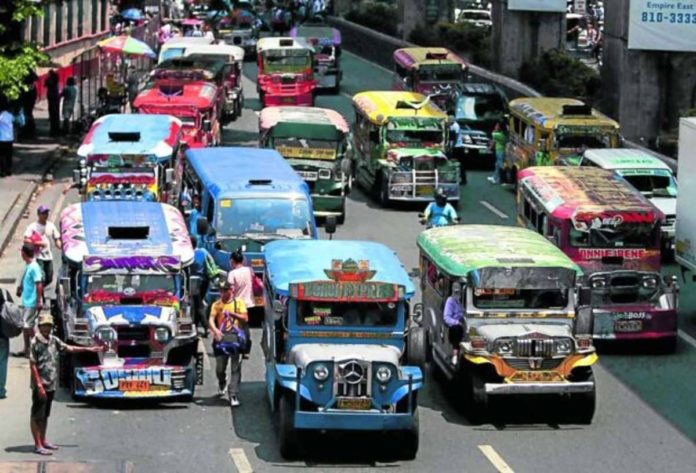 PUJs_2024_resized Non-consolidated public utility jeepneys will still be allowed to operate until Jan. 31, 2024. PHILIPPINE DAILY INQUIRER FILE PHOTO/RICHARD A. REYES