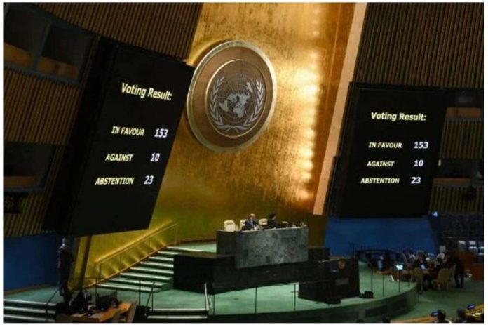 UN.JPG_resized A general view shows voting results during a United Nations General Assembly meeting to vote on a non-binding resolution demanding “an immediate humanitarian ceasefire” in Gaza at the UN headquarters in New York on Dec. 12, 2023. PHOTO BY ANGELA WEISS / AFP