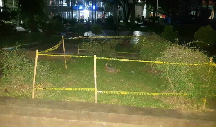 child (2) Police cordoned the area and turned off the power to the ground lighting at a park in Cadiz City, Negros Occidental after a seven-year-old boy died of electrocution on Saturday, Dec. 9. RADYO BANDERA-BACOLOD CITY/NEGROS OCCIDENTAL