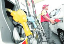 Diesel prices up, kerosene down Oil companies will roll back prices per liter of kerosene and hike diesel prices, while gasoline prices remain unchanged this Tuesday, Dec. 19. INQUIRER PHOTO