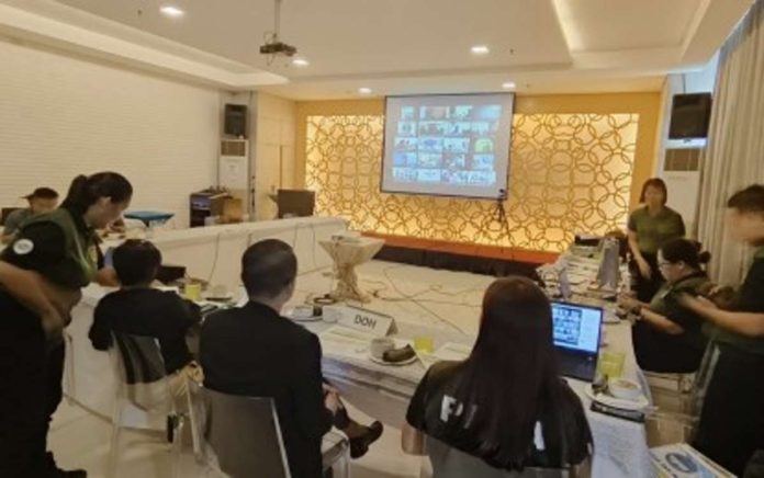 drug-cleared_resized The Regional Oversight Committee approves the application for drug-cleared status of 43 barangays in Western Visayas during their deliberation in Iloilo City on Thursday, Dec. 14. The region has 3,741 drug-cleared villages out of the 4,051 barangays. PDEA WESTERN VISAYAS PHOTO