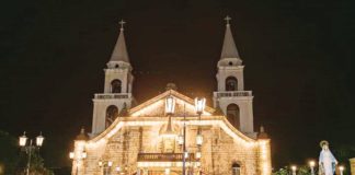 Catholic faithfuls troop to Jaro Metropolitan Cathedral in Jaro, Iloilo City for the traditional Simbang Gabi in this file photo. PN FILE PHOTO