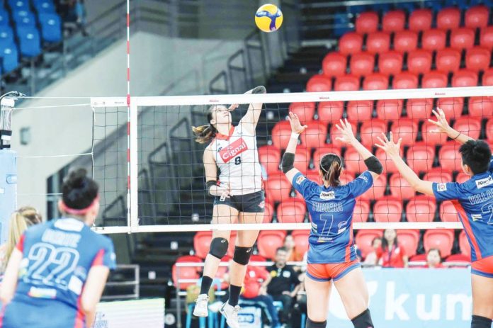 sports_cignal_resized Guimarasnon Jovelyn Gonzaga of Cignal HD Spikers positions for an attack. PVL PHOTO