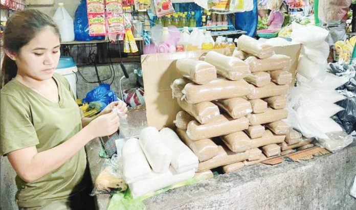 sugar.JPG_resized The Sugar Regulatory Administration assures there is an ample supply of sugar this year, coming into the holidays when demand is expected to spike. PHOTO COURTESY OF ABS-CBN NEWS