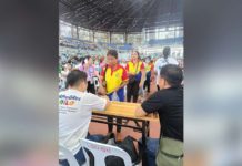 Over 14,000 prov’l capitol volunteer workers receive P4,000 cash incentive The Iloilo provincial government started releasing the annual cash incentives for barangay volunteer workers on Tuesday, Dec. 19. BALITA HALIN SA KAPITOLYO PHOTO