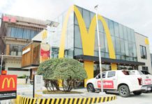 McDonald’s Iloilo Business Park’s overall design follows the Ray Palette concept, the fast food giant’s signature global design scheme standard that emphasizes space and lighting. AJ PALCULLO/PN