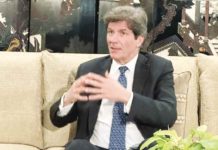US urges Philippines to embrace renewable energy storage US Undersecretary of State Jose Fernandez speaks to the media at the US Ambassador's residence in Makati City on Tuesday, Jan. 30. JP SORIANO/GMA INTEGRATED NEWS
