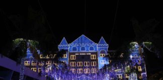 The Iloilo Provincial Capitol’s light display will be until the Dinagyang Festival on Jan. 27 and 28. AJ PALCULLO/PN