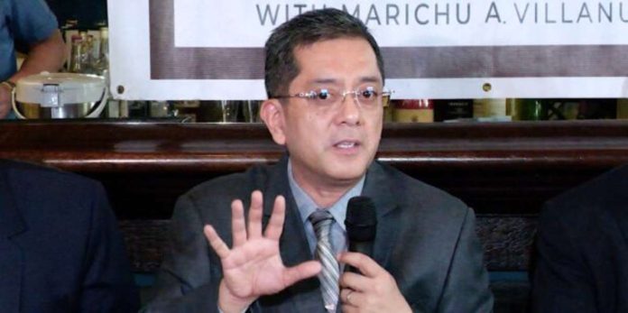 cha_resized Commission on Elections chairman George Erwin Garcia talks to the media at Kapihan sa Manila Bay forum in Malate, Manila, in this file photo taken on January 24, 2024. INQUIRER.net file photo / Ryan Leagogo