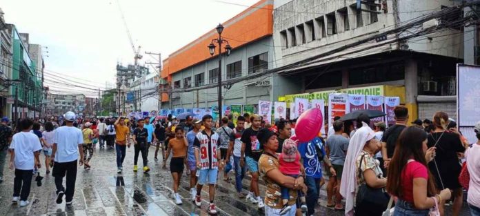 MORE Electric and Power Corporation urges Dinagyang revelers to be cautious with the use of balloons, adding that uncontrolled balloon releases pose a potential risk of entanglement with power lines, leading to unscheduled power interruptions. PHOTO COURTESY OF GLENDA TAYONA