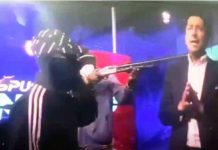 Ecuador gunmen storm TV studio live on air Armed men point their guns at a television presenter in Ecuador. BBC