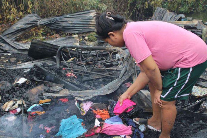 fire_1_resized Seven houses were gutted when a fire broke out in Villa Carolina Subdivision, Barangay Yulo Drive, Arevalo, Iloilo City on Monday afternoon, Jan. 15. AJ PALCULLO/PN