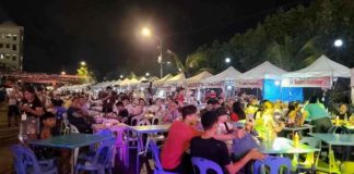Locals and tourists alike enjoy different Ilonggo cuisines and products at the ‘fun, foodie, friendly’ Kasadyahan sa Kabanwahan Food Festival and Bazaar on Thursday night, Jan. 25. BALITA HALIN SA KAPITOLYO FACEBOOK PHOTO