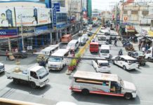 The Land Transportation Franchising and Regulatory Board says old or traditional jeepneys can continue operations as long as they are deemed road-worthy. But old units must be replaced with modernized ones within 27 months following the Dec. 31, 2023 consolidation deadline. AJ PALCULLO/PN