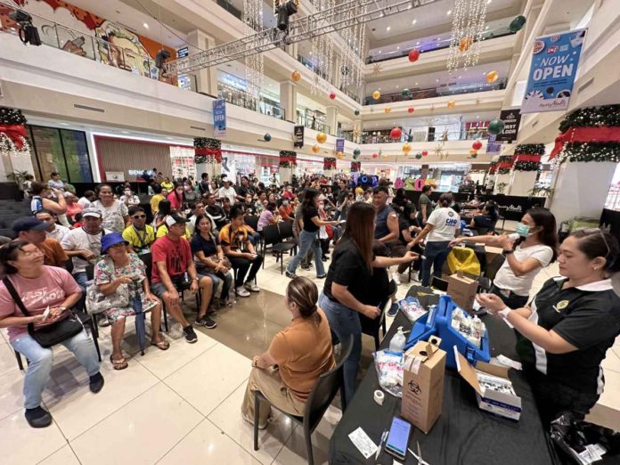 more vax drive The City Health Office holds vaccinations for flu and pneumonia at a mall in Bacolod City on Friday, Jan. 5. BACOLOD CHO