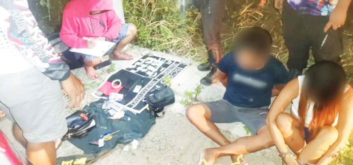 negocc_shabu_resized Operatives of Bacolod City’s Police Office Police Station 5 put under arrest two drug suspects on Saturday, Jan. 6, for over half a million pesos worth of suspected shabu. PRO-6 PHOTO