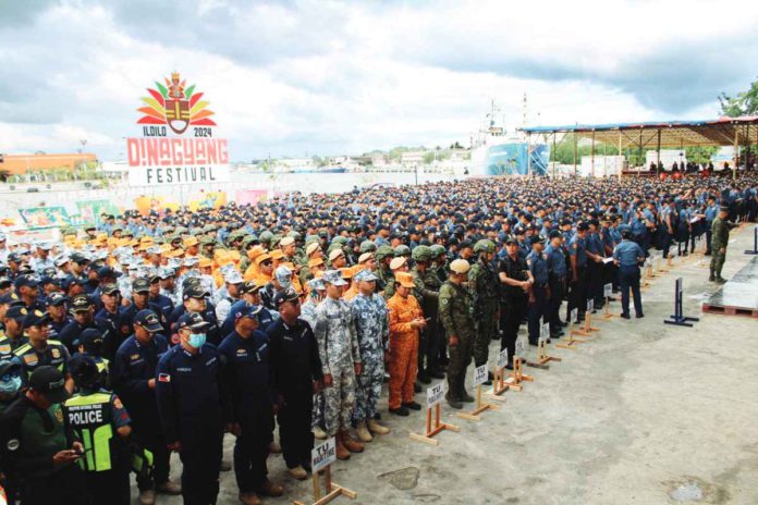 sendoff_pic.JPG_resized Police, military, firefighters, and other force multipliers are deployed to secure venues for the various events of the Dinagyang Festival 2024 set to highlight on Jan. 27 and 28. A sendoff ceremony was held at the Iloilo Freedom Grandstand on Thursday, Jan. 25. AJ PALCULLO/PN