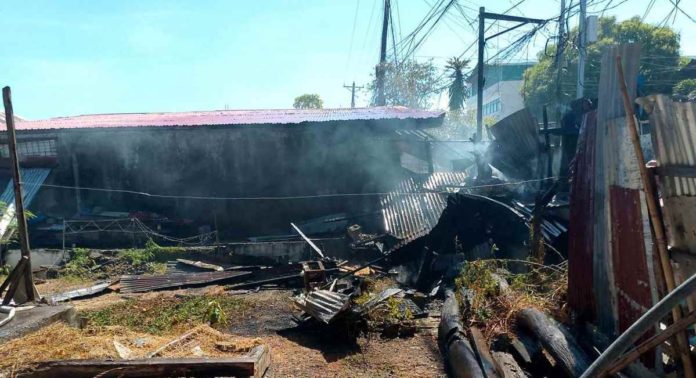 Culasi_(1)_resized A residential and vehicular fire transpired in Culasi, Antique on Monday afternoon, Feb. 19, leaving damages worth over P100,000. BFP R6 CULASI FIRE STATION / FACEBOOK
