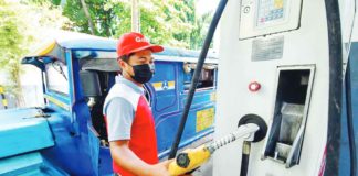 Fuel firms slashed the per liter prices of gasoline, diesel and kerosene on Tuesday, Feb. 13. Department of Energy-Oil Industry Management expected fuel price increases next week. MARK DEMAYO, ABS-CBN NEWS/FILE PHOTO