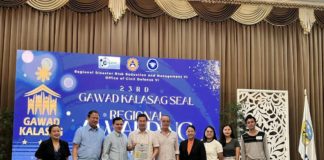 Bingawan’s Mayor Mark Palabrica receives the Gawad KALASAG Seal of Excellence under the Local Disaster Risk Reduction and Management Councils and Offices category during the regional awarding ceremony at the Casa Real de Iloilo on Feb. 2. Also in photo are Office of Civil Defense Region 6 director Raul E. Fernandez, Disaster Risk Reduction and Management (DRRM) division chief Ma. Aletha Nogra, Iloilo’s Provincial Administrator Raul Banias, and Provincial DRRM officer Cornelio Salinas. PHOTO COURTESY OF RAUL BANIAS