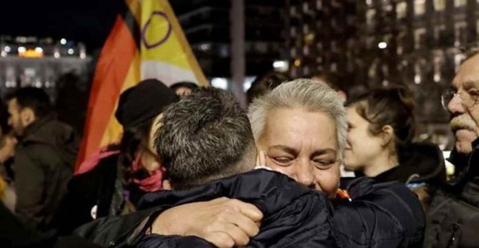 greece_resized People cheer in Athens as same-sex marriage becomes a law. BBC