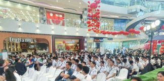 Students took part at the Commission on Elections’ 2024 Voter Education and Registration Fair in SM City Bacolod on Friday, Feb. 23. MAE SINGUAY/PN