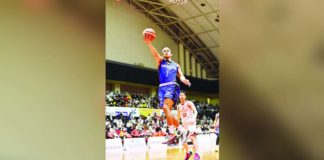 As the NeoPhoenix improved to a 32-4 win-loss slate in the Japan B.League Division 1, Ferdinand “Thirdy” Ravena III. PHOTO COURTESY OF SAN-EN NEOPHOENIX