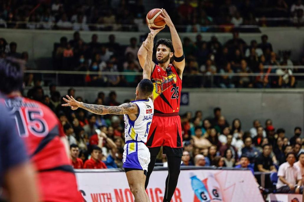 SMB’s Perez, Boatwright favored for PBA Comm’s Cup top awards