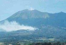 A fire hit a part of Mt. Kanlaon Natural Park in La Castellana, Negros Occidental. MARCHELLE JUANILLO/FACEBOOK PHOTO