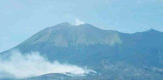 A fire hit a part of Mt. Kanlaon Natural Park in La Castellana, Negros Occidental. MARCHELLE JUANILLO/FACEBOOK PHOTO