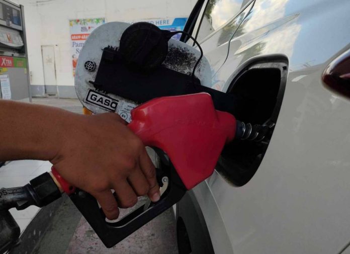 oil price hike Prices of diesel are expected to increase by P1.45 to P1.75 per liter next week. AJ PALCULLO/PN