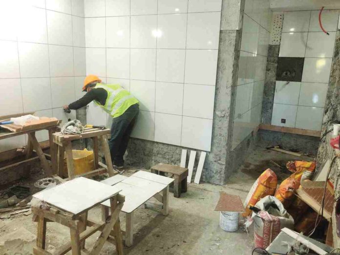 rehab_pic_resized The Bacolod-Silay Airport’s comfort rooms and other facilities are currently undergoing repair. The Civil Aviation Authority of the Philippines in Western Visayas appeals for the understanding and patience of the public for the inconvenience the ongoing works may cause. CAAP AREA VI PHOTO