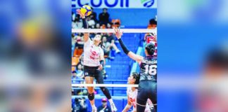 Petro Gazz Angels’ Brooke Van Sickle drops the ball towards the side of the Akari Power Chargers. PVL PHOTO