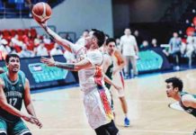 Phoenix Super LPG Fuel Masters’ RR Garcia scoops for a layup. PBA PHOTO