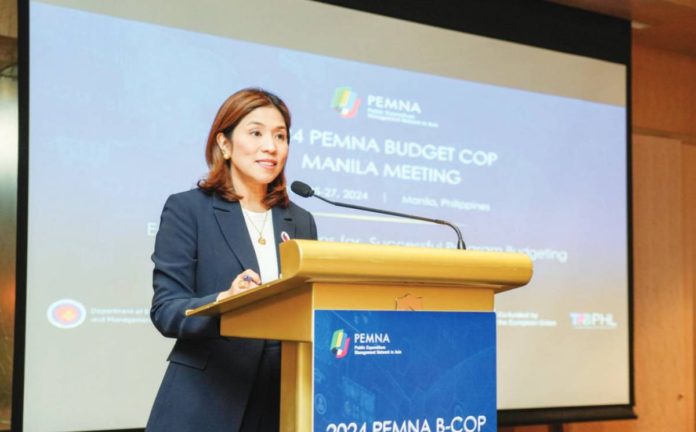 DBM_resized Department of Budget and Management (DBM) Secretary Mina F. Pangandaman urges the public to exercise utmost caution and diligence when approached by individuals posing as DBM officials. DBM/FACEBOOK PHOTO