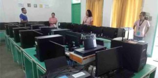 International Data Corporation says government purchases of personal computer (PC) may have fallen because it takes some time to look for PCs with some technical specifications that fit a certain budget. Photo shows PCs at the computer laboratory of Tiolas National High School in San Joaquin, Iloilo. DTI PHOTO