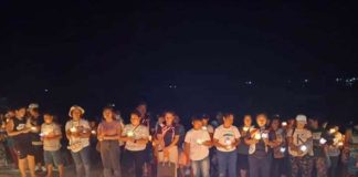 “Save Pan de Azucar Movement” organized a “pray for a cause” event at the beachfront of Sitio Dapdap, Barangay Tambaliza, Pan de Azuar Island in Concepcion, Iloilo on Saturday night, April 13. The highlight was a candle-lighting ceremony calling for the protection of Pan de Azucar against mining. SAVE PAN DE AZUCAR ISLAND MOVEMENT FACEBOOK/PHOTO