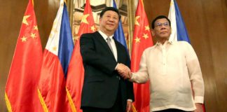 Chinese President Xi Jinping and then President Rodrigo Duterte shake hands at Malacañang Palace during Xi’s state visit in November 2018. PCO