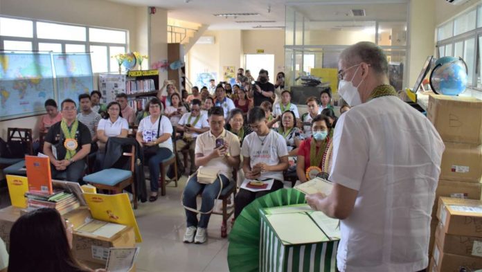 Gov. Eugenio Lacson of Negros Occidental, during the ceremonial turnover of 6,000 donated books from The Asia Foundation, says accessible and inclusive public library services empower communities. PROVINCIAL GOVERNMENT OF NEGROS OCCIDENTAL