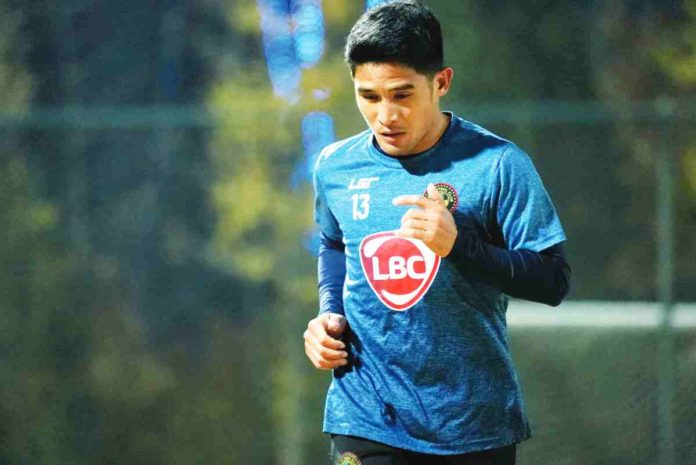 sports_PFL_resized Ilonggo Jan Jesus Melliza was one of the goal scorers for Kaya-Iloilo in their victory over the United City Football Club. KAYA-ILOILO PHOTO