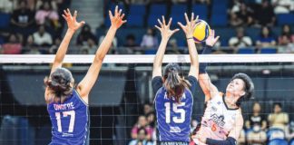 Negrense Alyssa Bertolano of Farm Fresh Foxies scores against the defense of Strong Group Athletics’ Souzan Raslan. PVL PHOTO