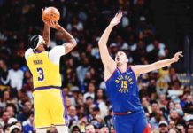 Denver Nuggets’ Nikola Jokić attempts to block the shot of Los Angeles Lakers’ Anthony Davis. AP PHOTO