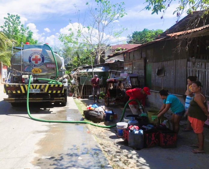 water security plan The Bacolod City Disaster Risk Reduction and Management Office and the Philippine Red Cross-Bacolod facilitated the distribution of 16,000 liters of water to residents of Purok Himaya, Barangay Mansilingan on Tuesday, April 16. DRRMO BACOLOD CITY/FACEBOOK PHOTO