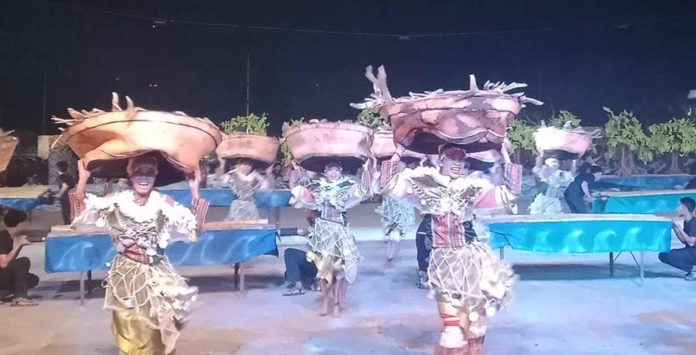 Hubon-Balsahan-(1) Hubon Balsahan’s performance is a vivid representation of the bountiful agri-fishery economy of Sibunag.