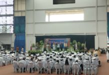 The Department of Education has advised all schools nationwide to hold their end-of-school-year rites, such as graduation and moving-up ceremonies, indoors. PN FILE PHOTO