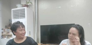 Joan Briones (left), Bacolod Integrated Deaf Association (BIDA) coordinator, and La Fonsa Marie Latosa (right), BIDA president