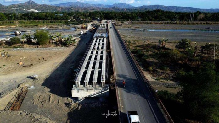 paliwan_bridge_resized The structural rehabilitation of the Paliwan Bridge is already complete; ongoing is the painting of railings and installation of pavement markings, according to the Department of Public Works and Highways Region 6. MEG BANTOLO PHOTO/COURTESY OF 104.5 BRIGADA SAN JOSE – ANTIQUE FACEBOOK PAGE