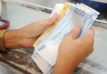 Remittances up in March The Bangko Sentral ng Pilipinas says the increase in personal remittances in March 2024 was due to remittances from land-based workers with work contracts of one year or more and sea- and land-based workers with work contracts of less than one year. GMA INTEGRATED NEWS FILE PHOTO
