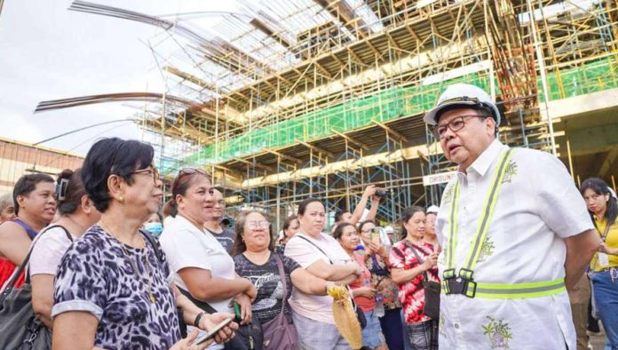 terminal_market_pic_resized Mayor Jerry Treñas checks the ongoing construction of the Iloilo Central Market on Thursday, May 16. JERRY TREÑAS FACEBOOK PHOTO
